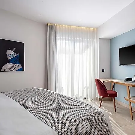 Otel M 3*