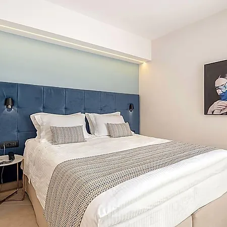 Hotell M