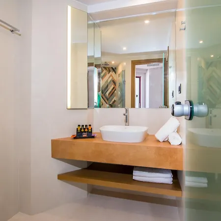 M Hotel Chania (Crete)